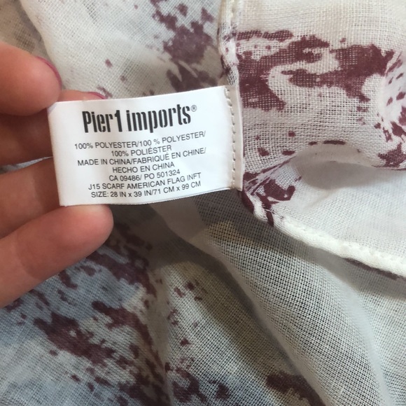 Pier 1 American flag infinity scarf - Picture 2 of 4